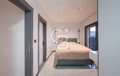 Yenibağarası'nda 1053m2 Arsalı Akıllı Sistemli Lüks Malikane