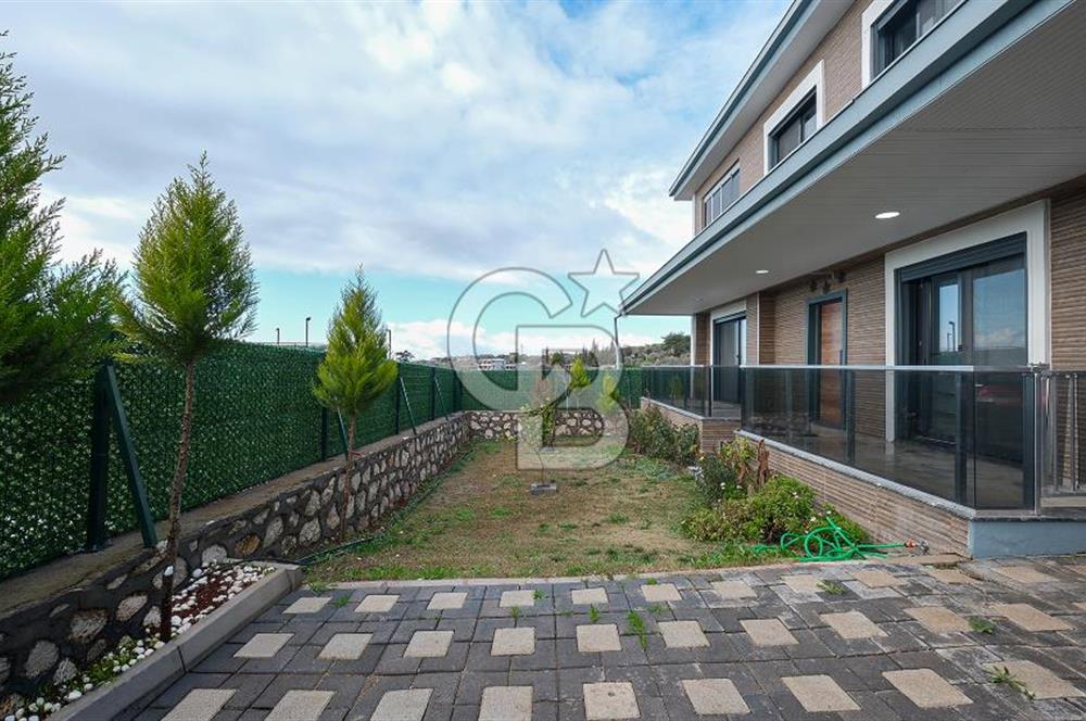 Buca Belenbaşı Yerden Isıtmalı Geniş Villa 