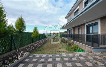 Buca Belenbaşı Yerden Isıtmalı Geniş Villa 