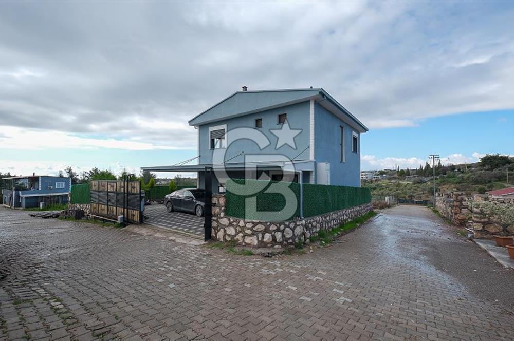 Buca Belenbaşı Yerden Isıtmalı Geniş Villa 