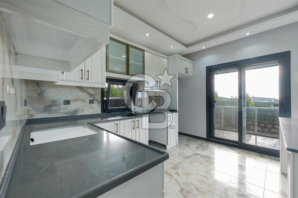 Buca Belenbaşı Yerden Isıtmalı Geniş Villa 