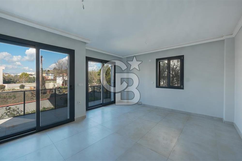 Seferihisar Akarcada Sıfır 5+1 Teraslı Yerden Isıtmalı 