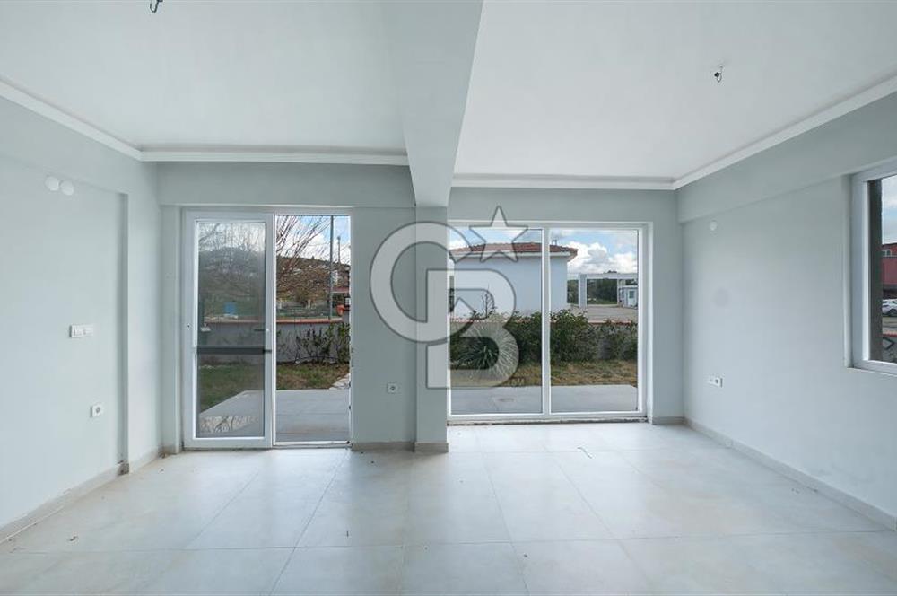 Akarca da Denize Yakın, Avantajlı Konumlu Bahçeli Dubleks 