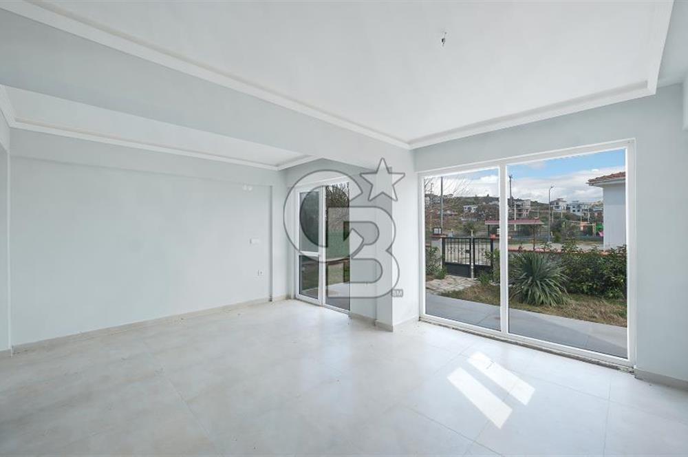 Akarca da Denize Yakın, Avantajlı Konumlu Bahçeli Dubleks 