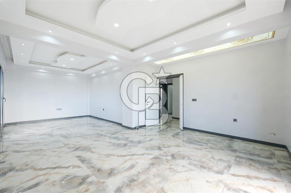 Buca Belenbaşı Yerden Isıtmalı Geniş Villa 