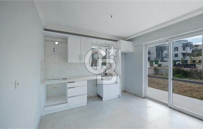 Akarca da Denize Yakın, Avantajlı Konumlu Bahçeli Dubleks 