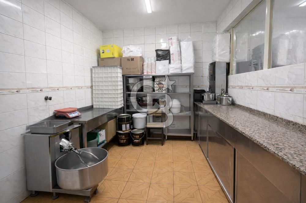 Eşrefpaşa Güneşli Mah. Cadde Üzeri 144 m² Satılık Dükkan 