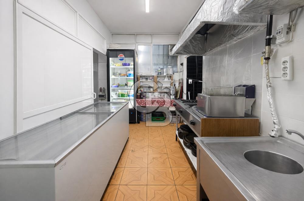 Eşrefpaşa Güneşli Mah. Cadde Üzeri 144 m² Satılık Dükkan 