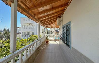 Kuşadası Kadınlar Denizi'nde Denize 300m, Masrafsız, Havuzlu ve Tam Müstakil Lüks Villa