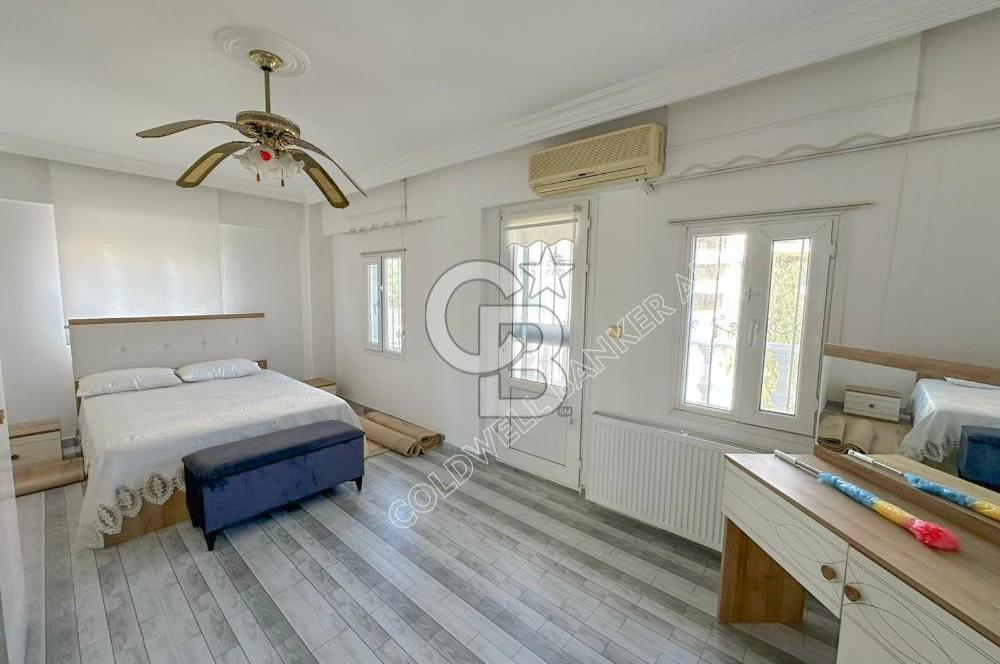 Kuşadası Kadınlar Denizi'nde Denize 300m, Masrafsız, Havuzlu ve Tam Müstakil Lüks Villa