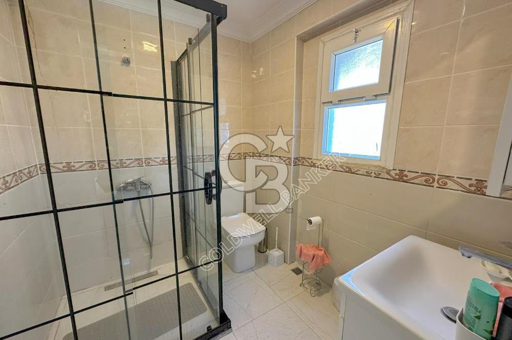 Kuşadası Kadınlar Denizi'nde Denize 300m, Masrafsız, Havuzlu ve Tam Müstakil Lüks Villa