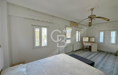 Kuşadası Kadınlar Denizi'nde Denize 300m, Masrafsız, Havuzlu ve Tam Müstakil Lüks Villa