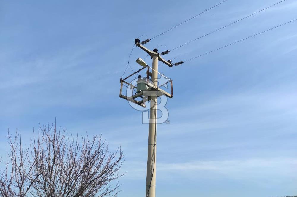 İzmir Çanakkale Anayoluna Sıfır I Elektrik ve Suyu Olan Satılık Arazi