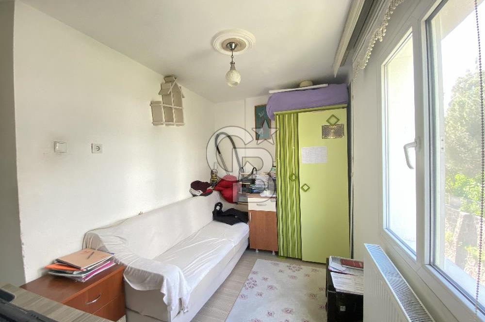 ÇİĞLİ EGEKENT MH. ÇİFT CEPHELİ KAPALI MUTFAK GENİŞ 3+1 SATILIK