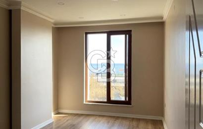 Aydoğanlar Sitesinde Satılık Deniz Manzaralı Tripleks Villa