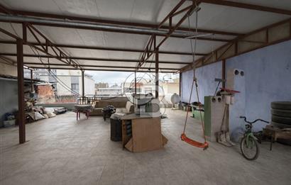 Buca Fırat Mahallesinde Satılık | Garajlı ve Teraslı Komple Bina 