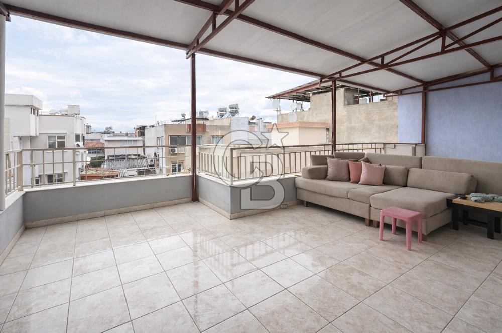 Buca Fırat Mahallesinde Satılık | Garajlı ve Teraslı Komple Bina 