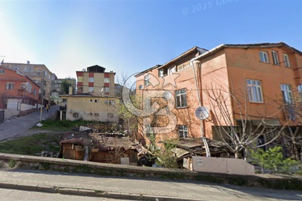 ÜSKÜDAR YAVUZTÜRK'TE KÖŞE ARSA