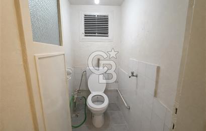 Buca Fırat Mahallesinde Satılık | Garajlı ve Teraslı Komple Bina 