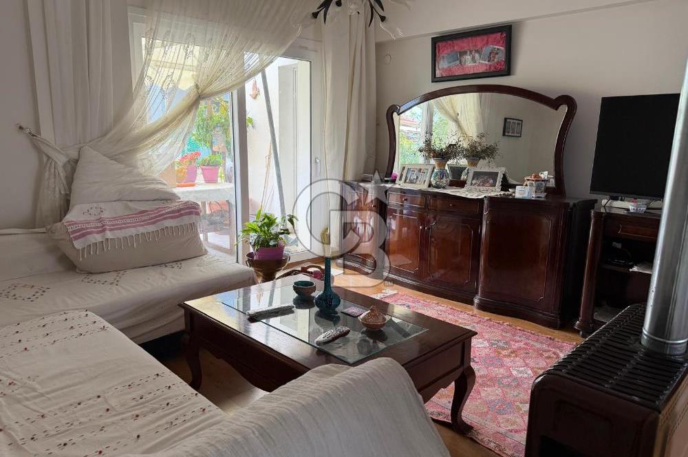 CB SMYRNA' DAN GÜZELBAHÇE' DE PLAJA 150 METRE MÜSTAKİL TRİPLEKS