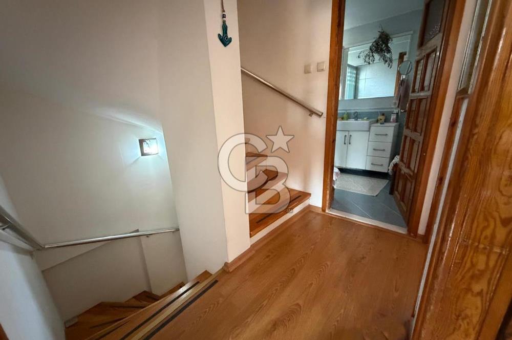 CB SMYRNA' DAN GÜZELBAHÇE' DE PLAJA 150 METRE MÜSTAKİL TRİPLEKS