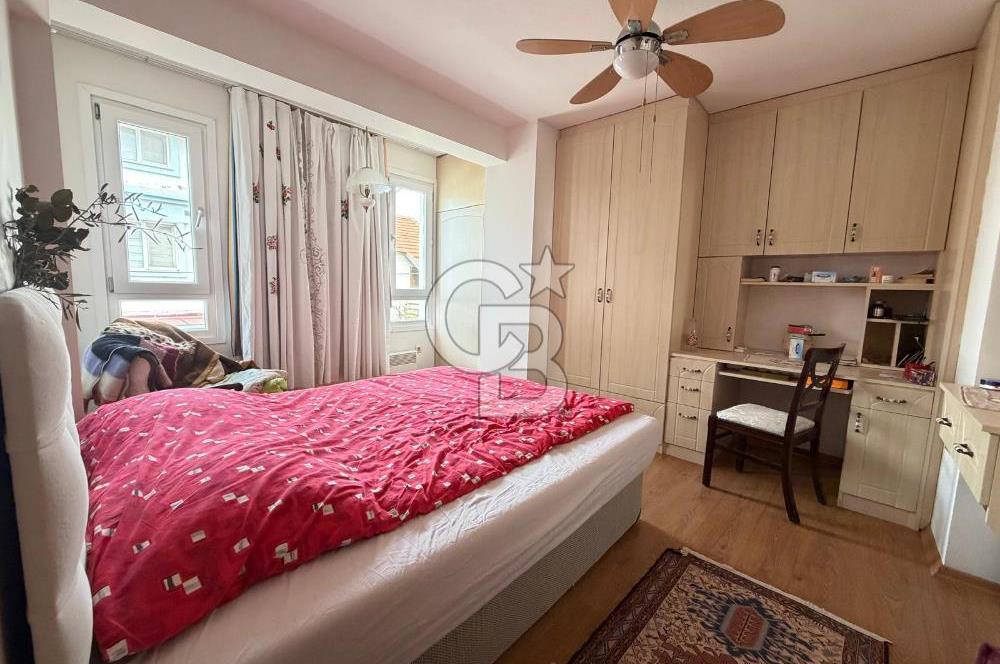 CB SMYRNA' DAN GÜZELBAHÇE' DE PLAJA 150 METRE MÜSTAKİL TRİPLEKS