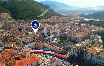 Muğla Menteşe Orhaniye’de Merkezi Konumda Ruhsatlı Satılık Kiracılı Dükkan