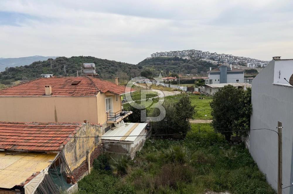 CB SMYRNA' DAN GÜZELBAHÇE' DE PLAJA 150 METRE MÜSTAKİL TRİPLEKS