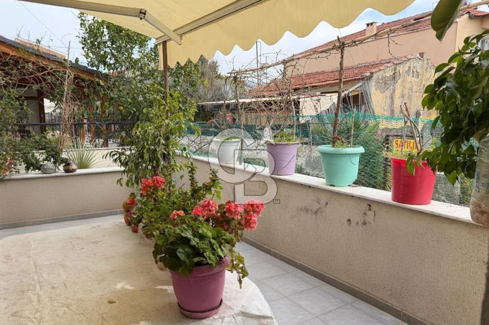 CB SMYRNA' DAN GÜZELBAHÇE' DE PLAJA 150 METRE MÜSTAKİL TRİPLEKS