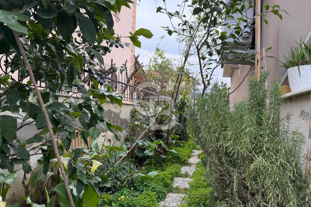 CB SMYRNA' DAN GÜZELBAHÇE' DE PLAJA 150 METRE MÜSTAKİL TRİPLEKS