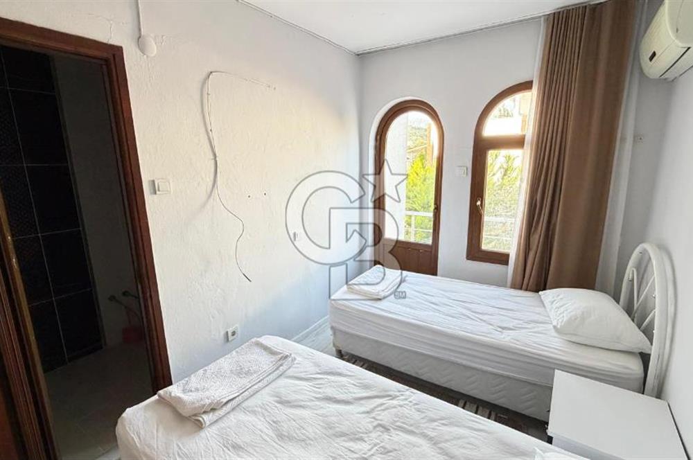 Mordoğan Ayıbalığı'nda Denize Yürüme Mesafesi'nde Satılık Otel