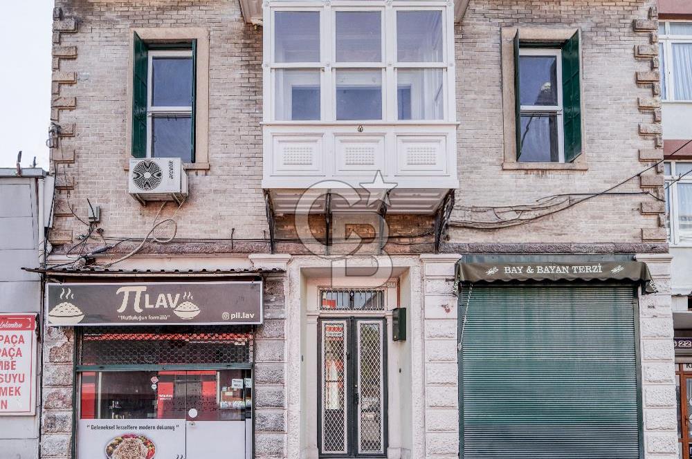 Buca Dumlupınarda Kiralık Tarihi Köşk | 7+2 Bahçe Teras