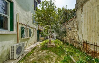 Buca Dumlupınarda Kiralık Tarihi Köşk | 7+2 Bahçe Teras