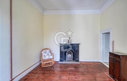 Buca Dumlupınarda Kiralık Tarihi Köşk | 7+2 Bahçe Teras