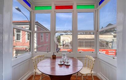 Buca Dumlupınarda Kiralık Tarihi Köşk | 7+2 Bahçe Teras