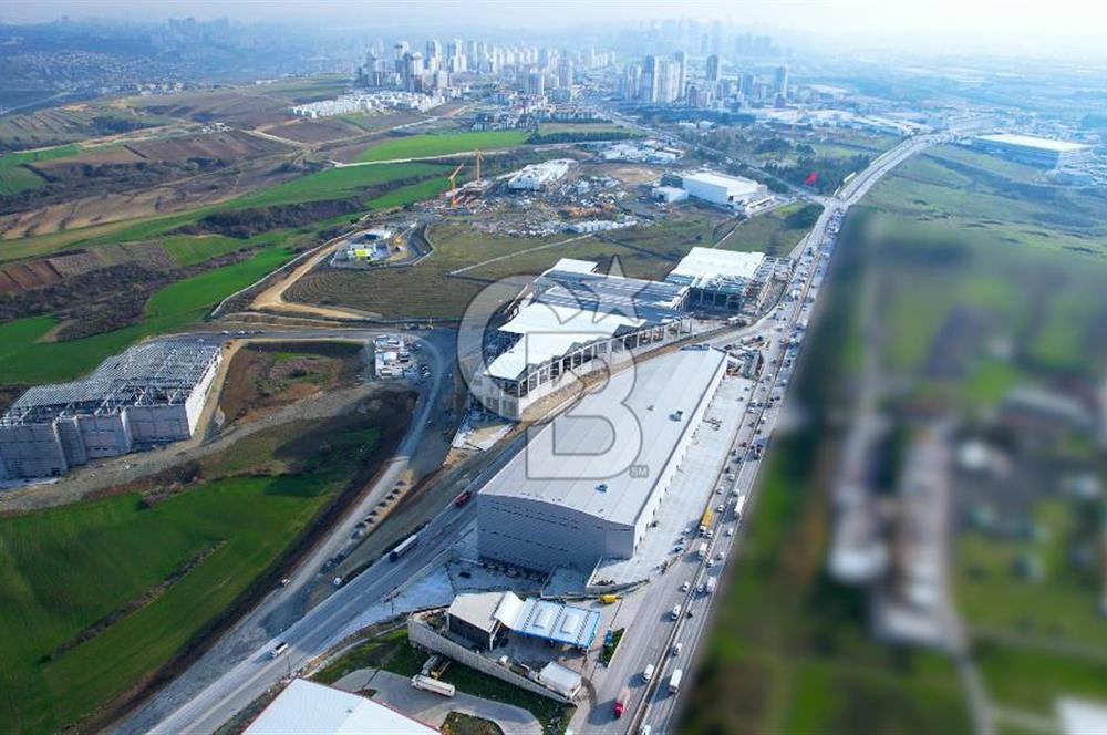 HADIMKÖY YOLUNA CEPHE A SINIFI 12.100m² H:12 11 RAMPA DEPO