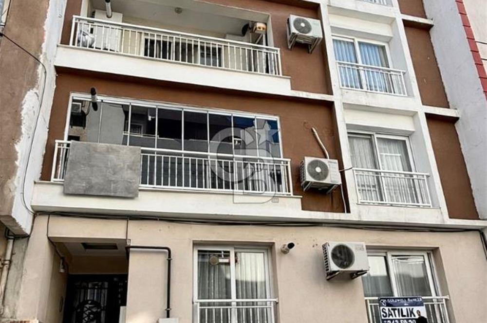 Buca’da Merkezi Konumda 3+1 Ebeveyn Banyolu, 5 Yıllık Bakımlı Daire