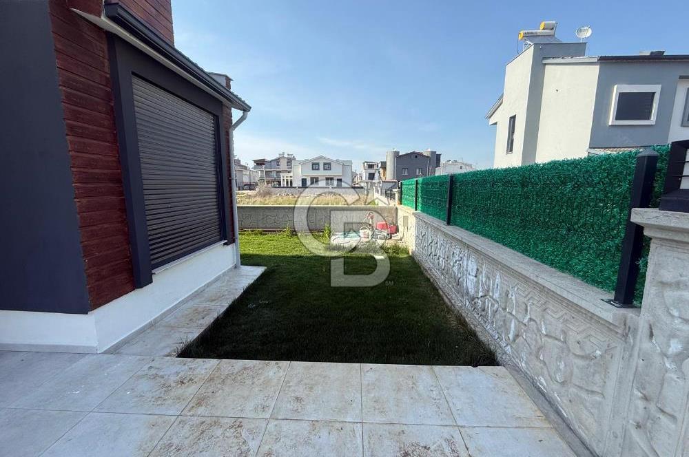 C.B. ROUTE | Dikili'de Satılık Özel Tasarım Sıfır Lüks 6+1 Villa