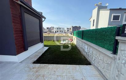 C.B. ROUTE | Dikili'de Satılık Özel Tasarım Sıfır Lüks 6+1 Villa