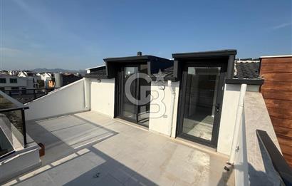 C.B. ROUTE | Dikili'de Satılık Özel Tasarım Sıfır Lüks 6+1 Villa