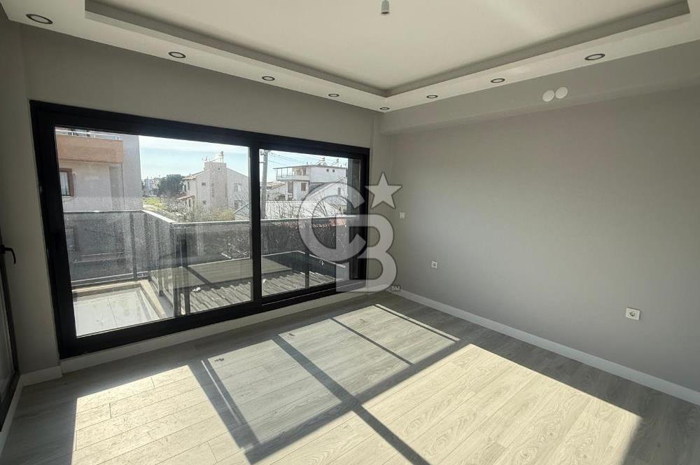 C.B. ROUTE | Dikili'de Satılık Özel Tasarım Sıfır Lüks 6+1 Villa