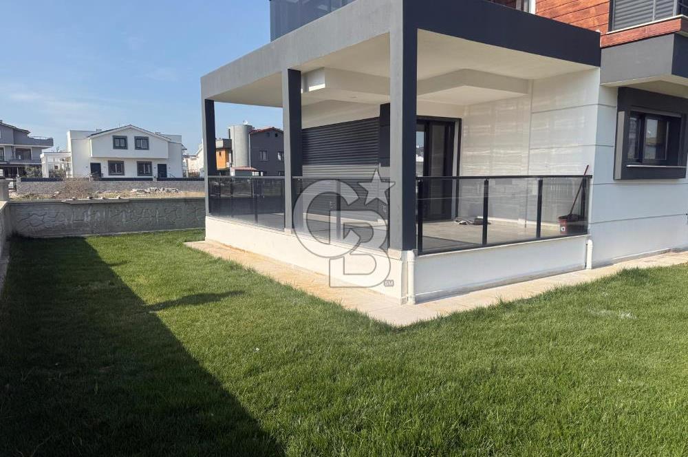 C.B. ROUTE | Dikili'de Satılık Özel Tasarım Sıfır Lüks 6+1 Villa