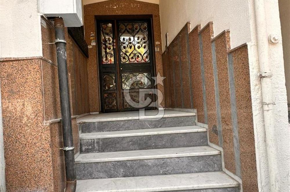 İZMİR BUCA ADATEPE'DE SATILIK DAİRELER MERKEZİ KONUM