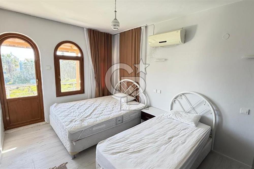 Mordoğan Ayıbalığı'nda Denize Yürüme Mesafesi'nde Satılık Otel