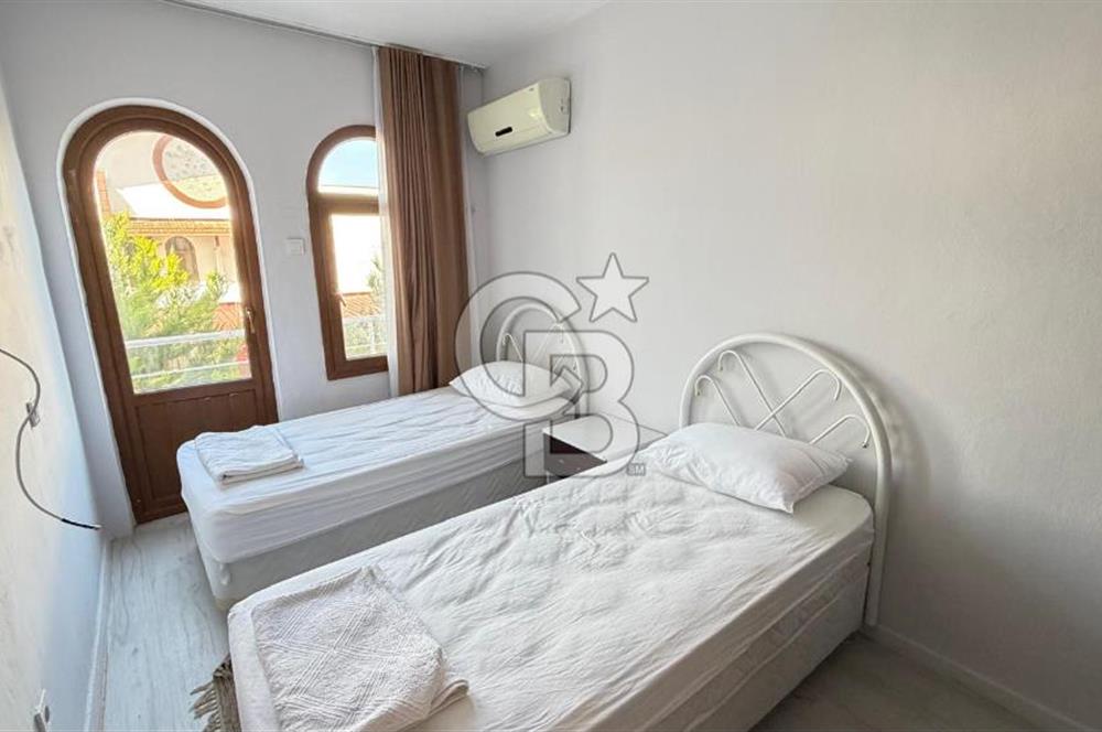 Mordoğan Ayıbalığı'nda Denize Yürüme Mesafesi'nde Satılık Otel