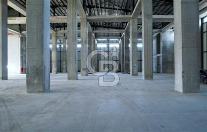 HADIMKÖY YOLUNA CEPHE A SINIFI 12.100m² H:12 11 RAMPA DEPO