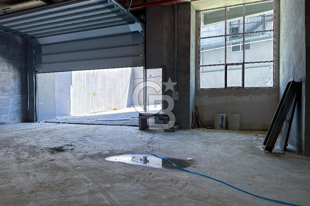 HADIMKÖY AKPINAR BÖLGESİNDE MÜSTAKİL 13.800 m2 KİRALIK FABRİKA