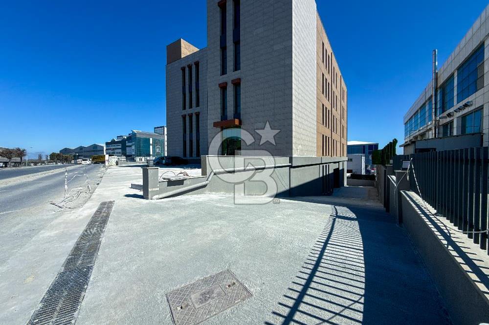 HADIMKÖY AKPINAR BÖLGESİNDE MÜSTAKİL 13.800 m2 KİRALIK FABRİKA