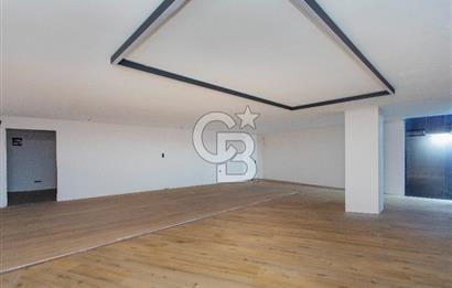 Yeşillik Caddesinde 1000 m2 Asansörlü 5 Katlı Showroom