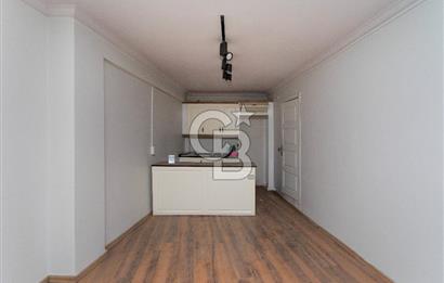 Yeşillik Caddesinde 1000 m2 Yük Asansörlü 5 Katlı Showroom